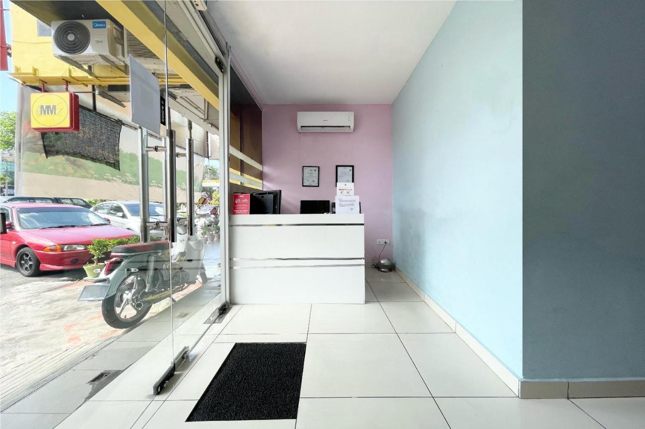 OYO 90334 Mawlaya Hotel Bayan Lepas Bagian luar foto
