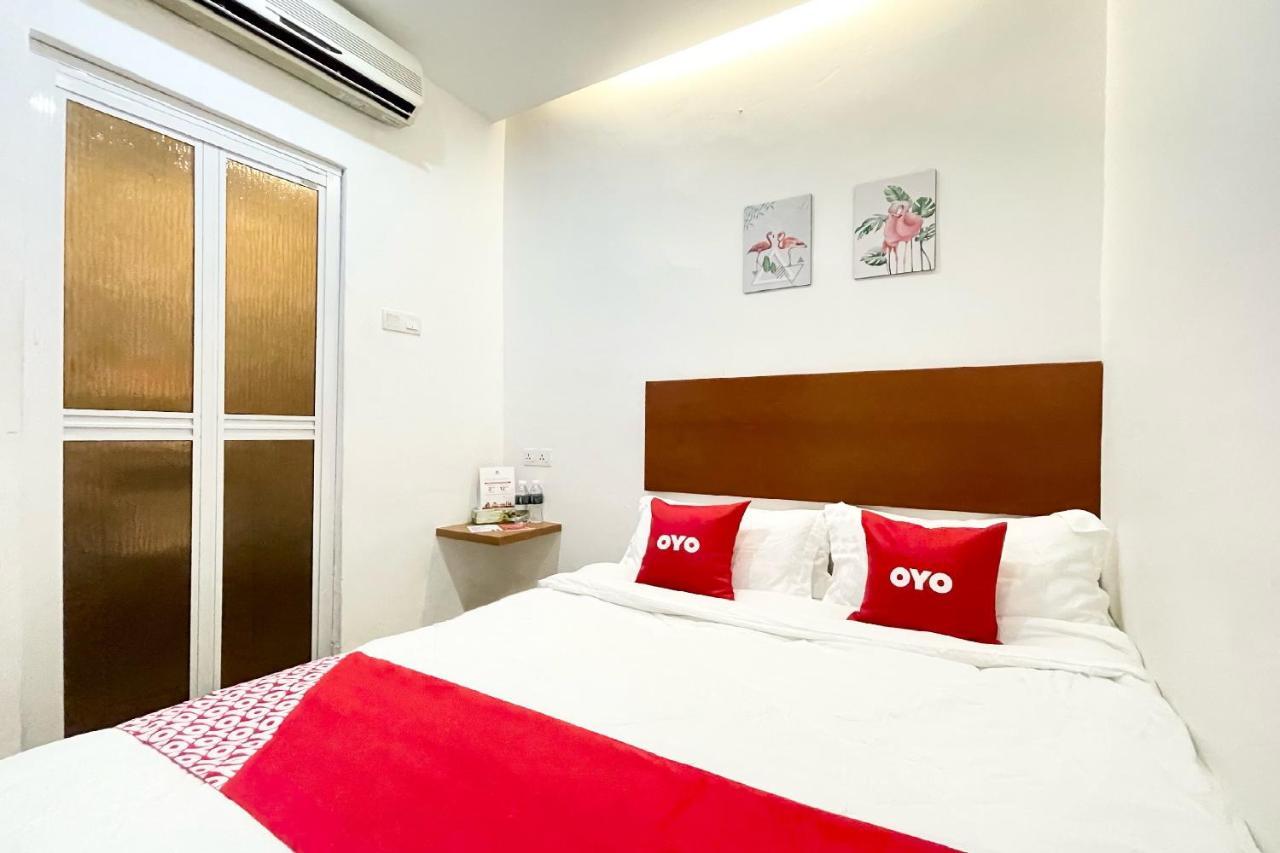 OYO 90334 Mawlaya Hotel Bayan Lepas Bagian luar foto