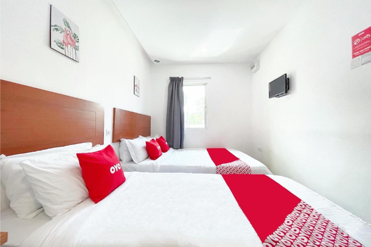 OYO 90334 Mawlaya Hotel Bayan Lepas Bagian luar foto