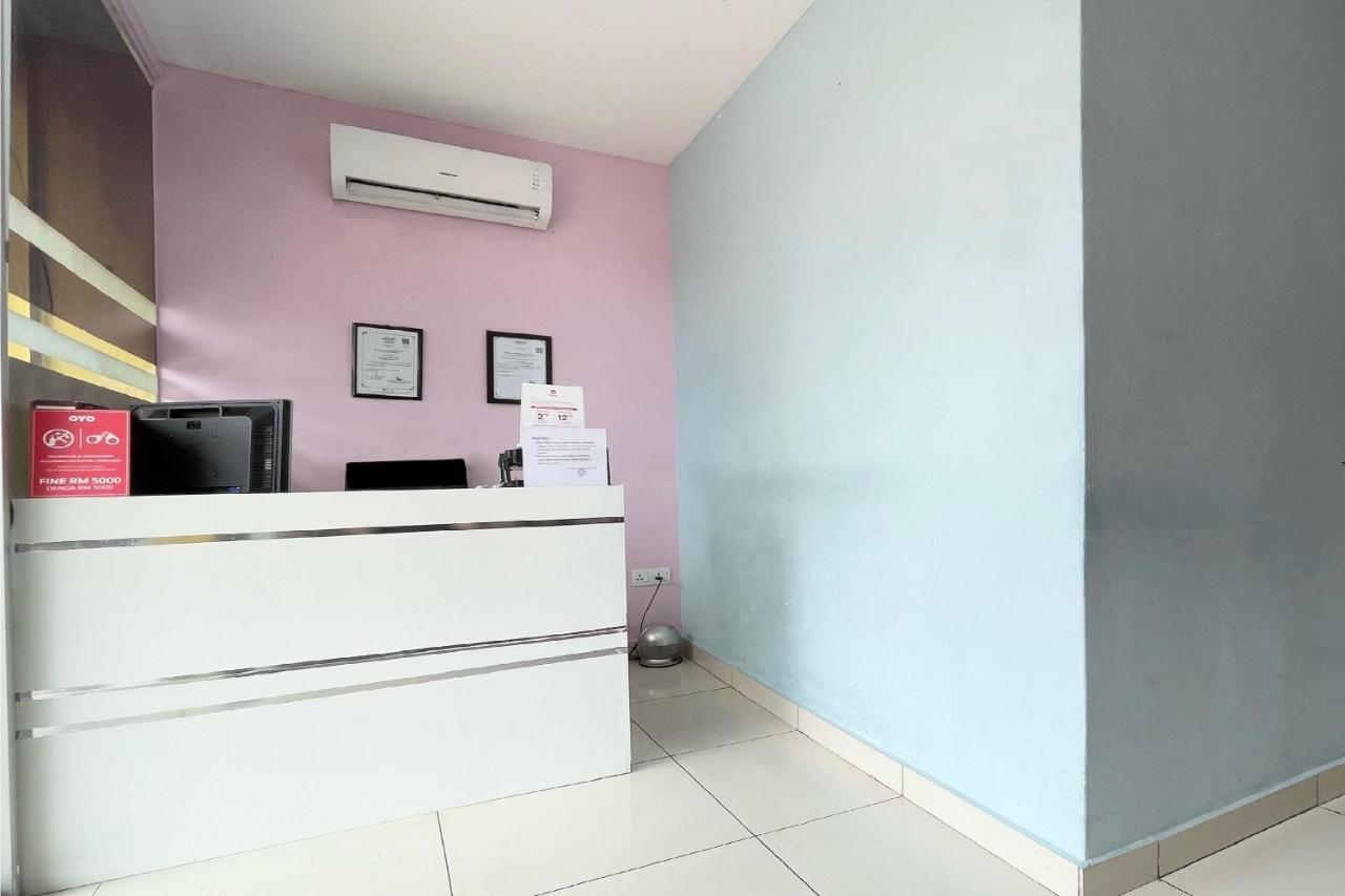 OYO 90334 Mawlaya Hotel Bayan Lepas Bagian luar foto