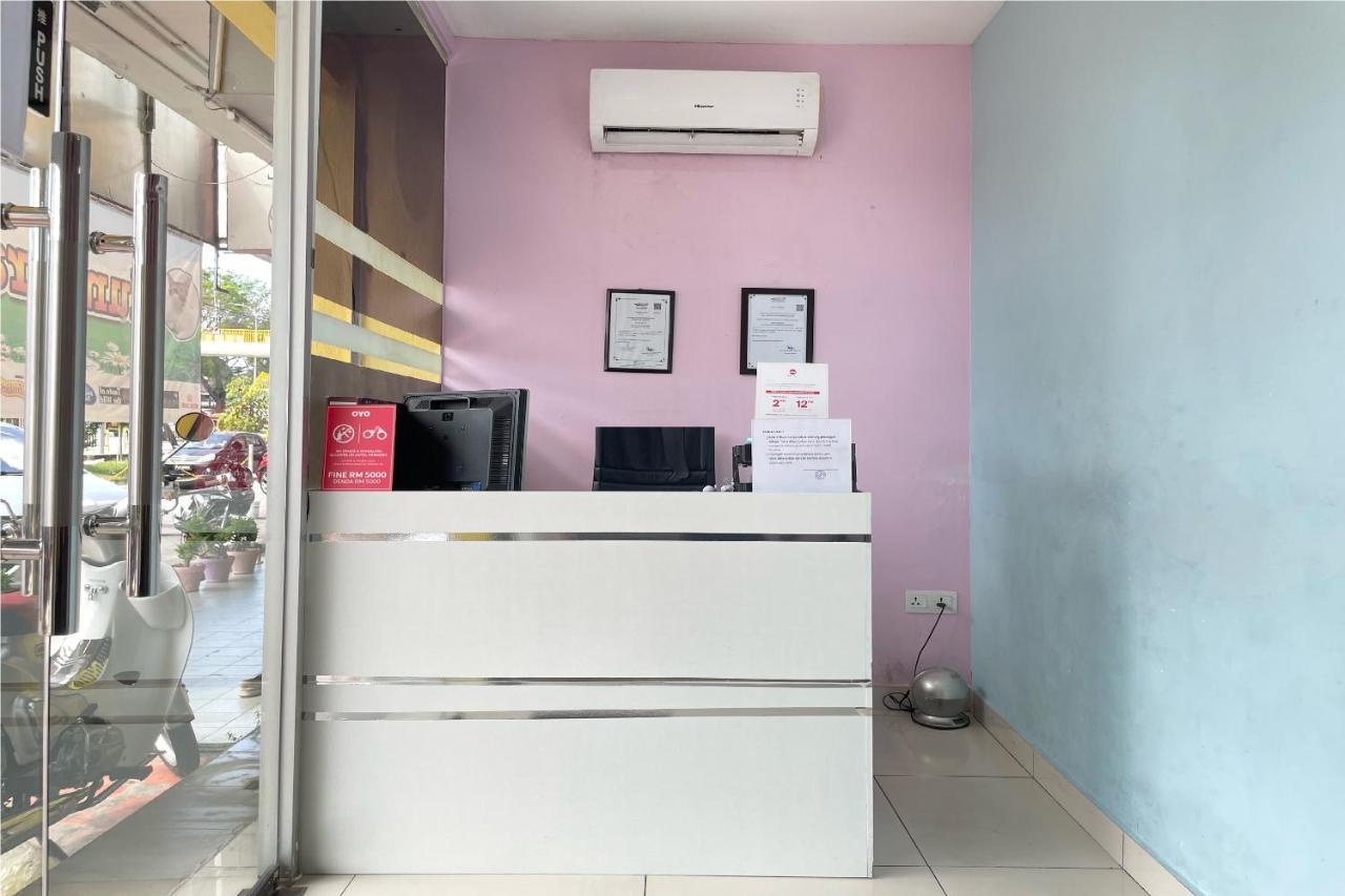 OYO 90334 Mawlaya Hotel Bayan Lepas Bagian luar foto